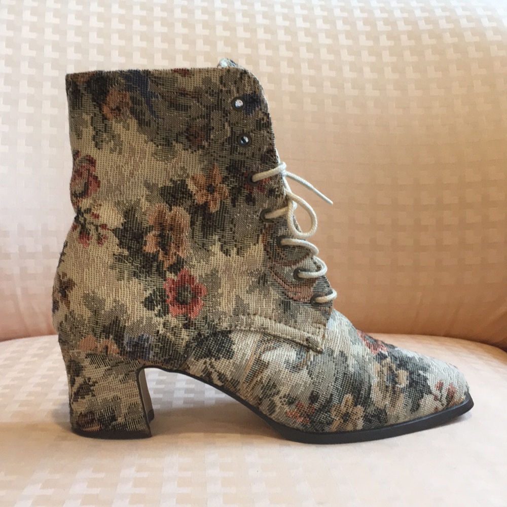VINTAGE 90s Victorian Tapestry Boots